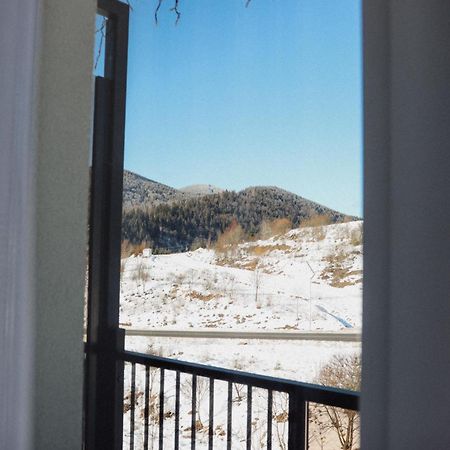 Vilson Hotel Bukovel Exterior photo